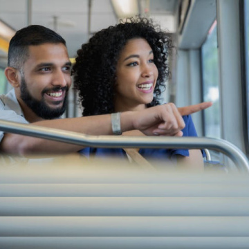 Bus Tour Max 6 person (1 hr)